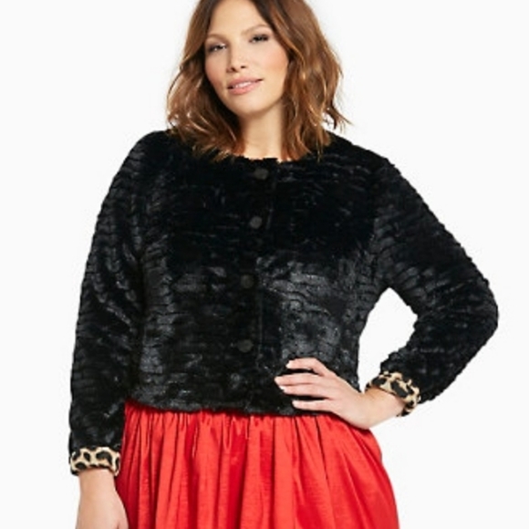 NWOT Torrid Cropped Faux Fur Leopard lined jacket size 2 - Picture 2 of 6